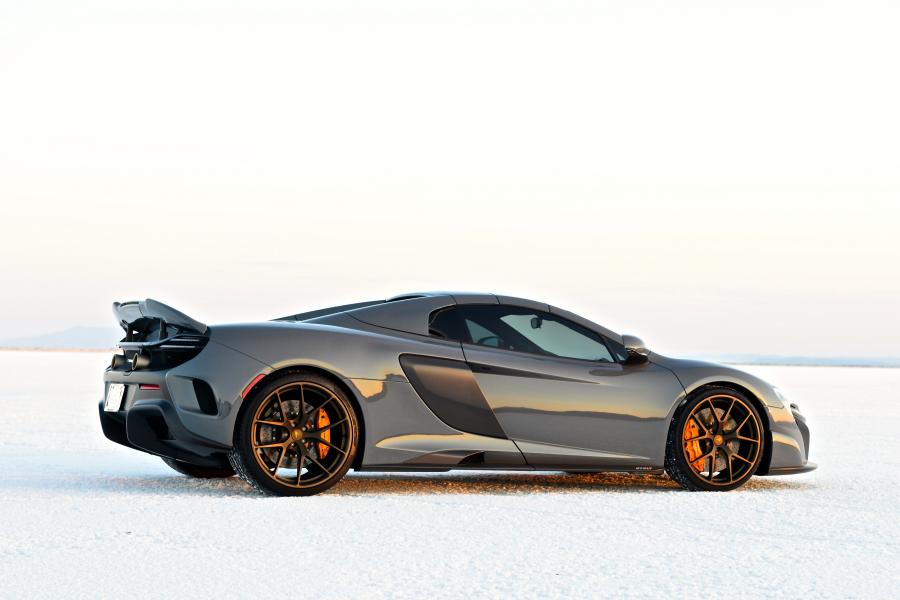  McLaren 675LT Spider 2016 года  (NA) (фото 2 из 23)